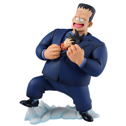 Figura Ichibansho Son Goku & Android 8 Vs Red Ribbon Army Dr