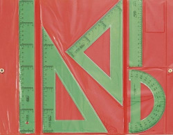 PACK 10 ASSORTED GREEN RULERS