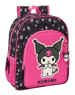 MOCHILA JUNIOR ADAPT.CARRO KUROMI 32X38X12CM