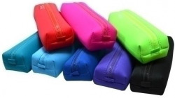 portatodo cuadrado con cremallera neoprene 220x60mm colores surtidos