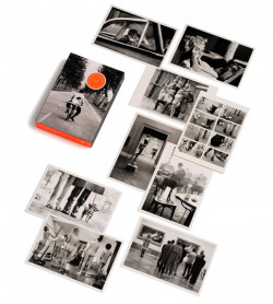 ELLIOTT ERWITT SNAPS: POSTCARDS