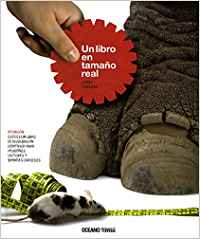Un libro en tamaño real