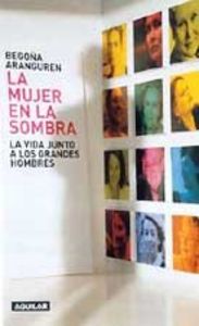 La mujer en la sombra