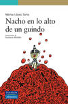 Nacho en lo alto de un guindo