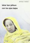 Con los ojos bajos