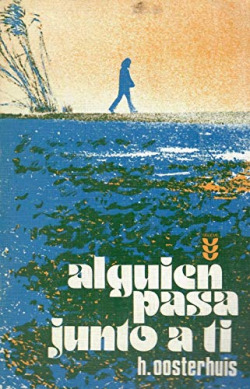 ALGUIEN PASA JUNTO A TI