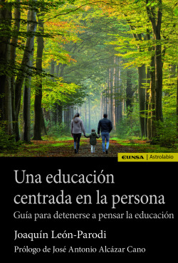 UNA EDUCACION CENTRADA EN LA PERSONA