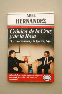 CRONICAS DE LA CRUZ Y LA ROSA