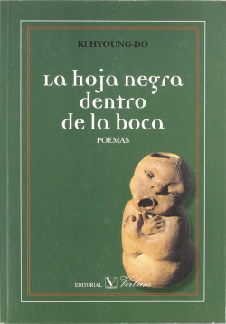 La hoja negra dentro de la boca
