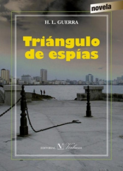 Triángulo de espías