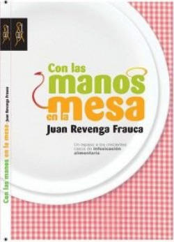 Con la manos en la mesa