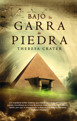 Bajo la garra de piedra